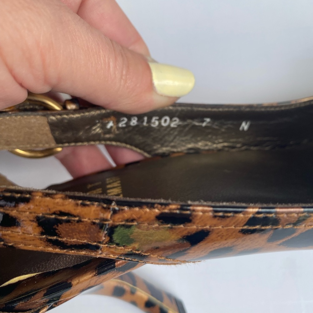 Stuart Weitzman Leopard Print Peep Toe Heels Women’s size 7N Patent Leather - Picture 7 of 15